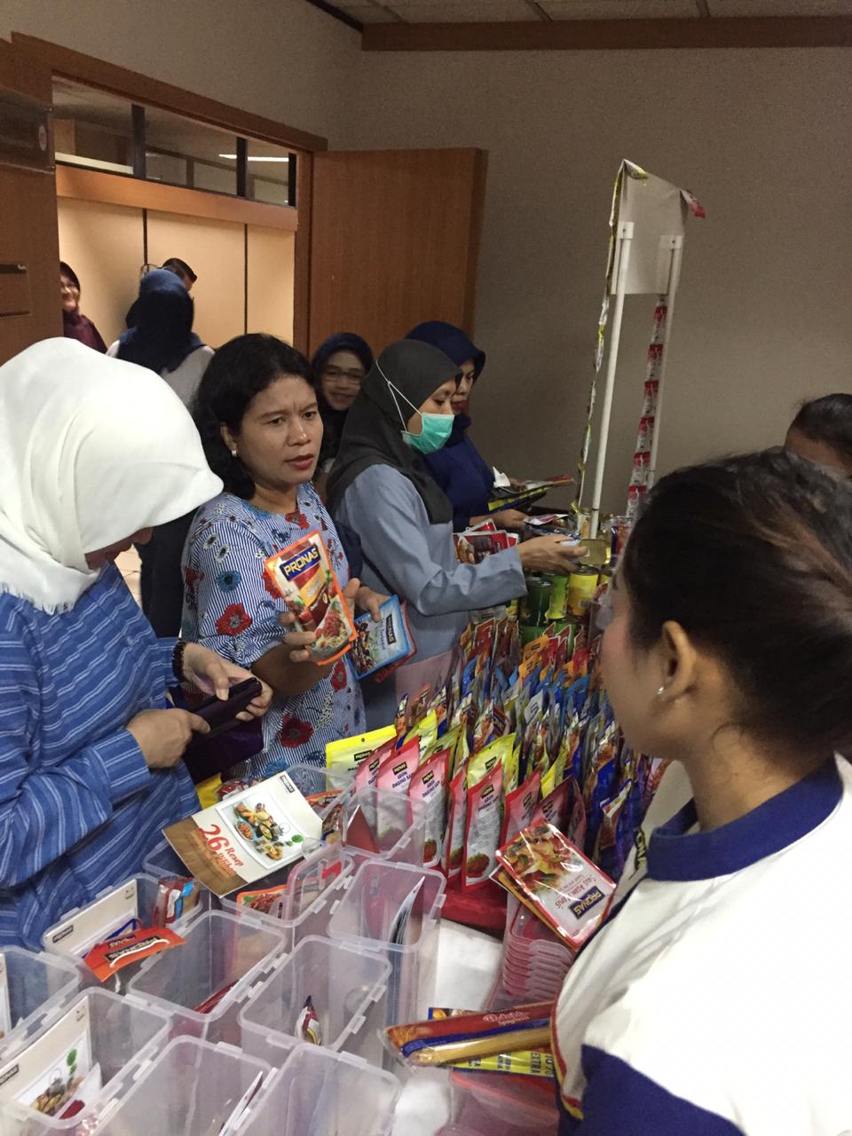  Dapoer Pronas Club bersama Dharma Wanita Yankes di Kementerian Kesehatan - Jakarta