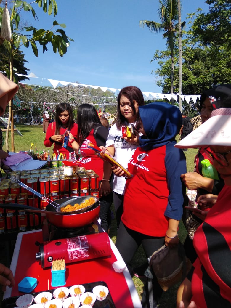 Pronas Berpartisipasi pada Festival Payung Indonesia